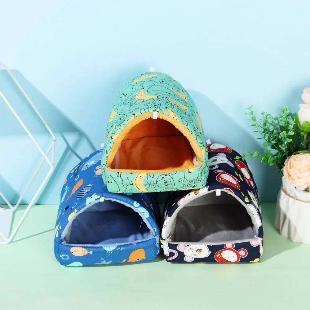 Cute Cartoon Guinea Pig Bed Nest, Warm Plush Small Animal House