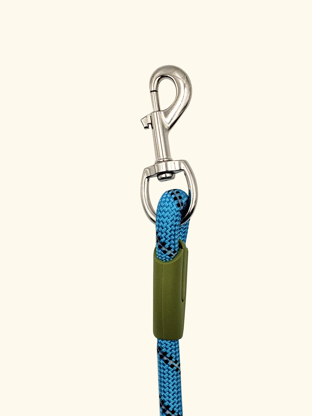 Hands-Free Reflective Dog Leash with Bungee, Crossbody Walking