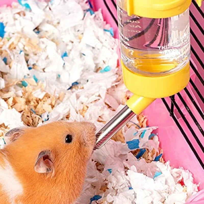250ml Small Animal Hanging Water Bottle, No-Drip Rodent Drinker for Hamsters and Rabbits