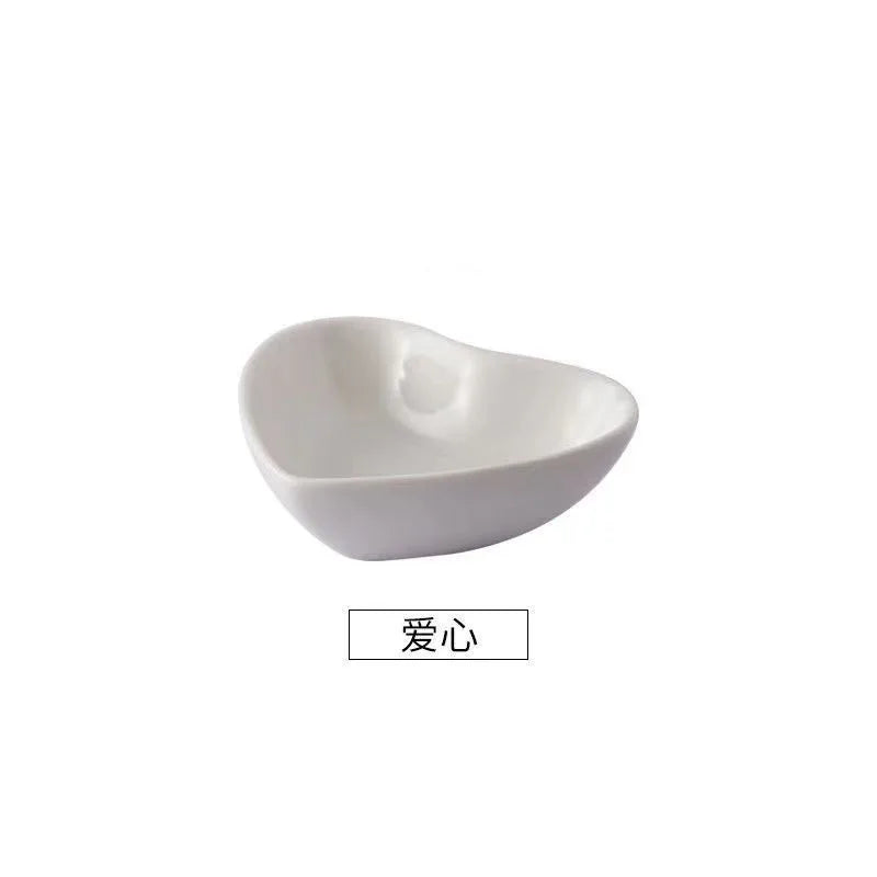 Heart-Shaped Ceramic Food Bowl for Hamsters and Small Animals