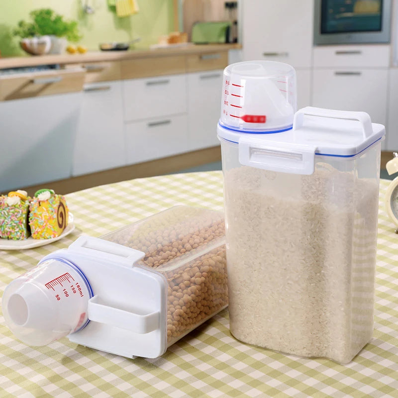 Airtight Pet Food Storage Container, Large Capacity for Dogs & Cats