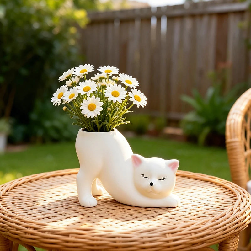 Curly Cat Resin Planter, Whimsical Kitty Pot for Succulents