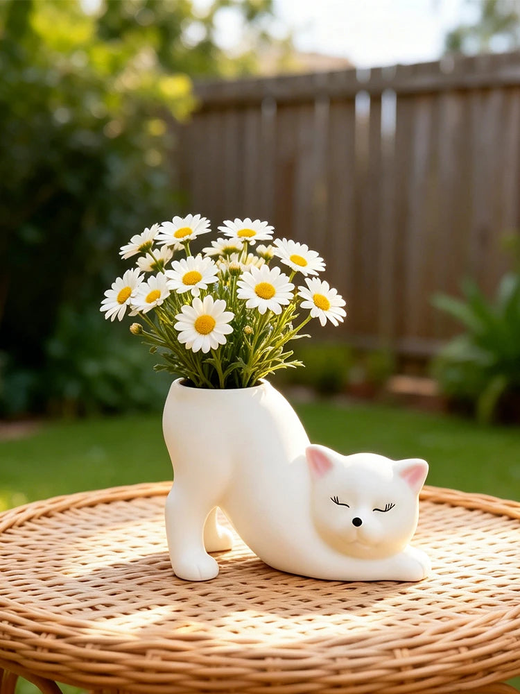 Curly Cat Resin Planter, Whimsical Kitty Pot for Succulents