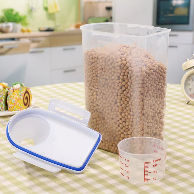 Airtight Pet Food Storage Container with Scoop Lid, 1.5L/2L