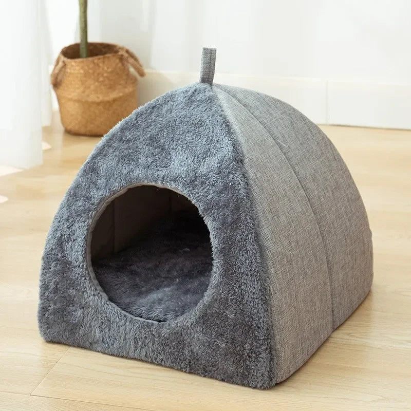 Warm Triangle Cat Tent Bed, Enclosed Cozy Cave for Cats & Small Dogs