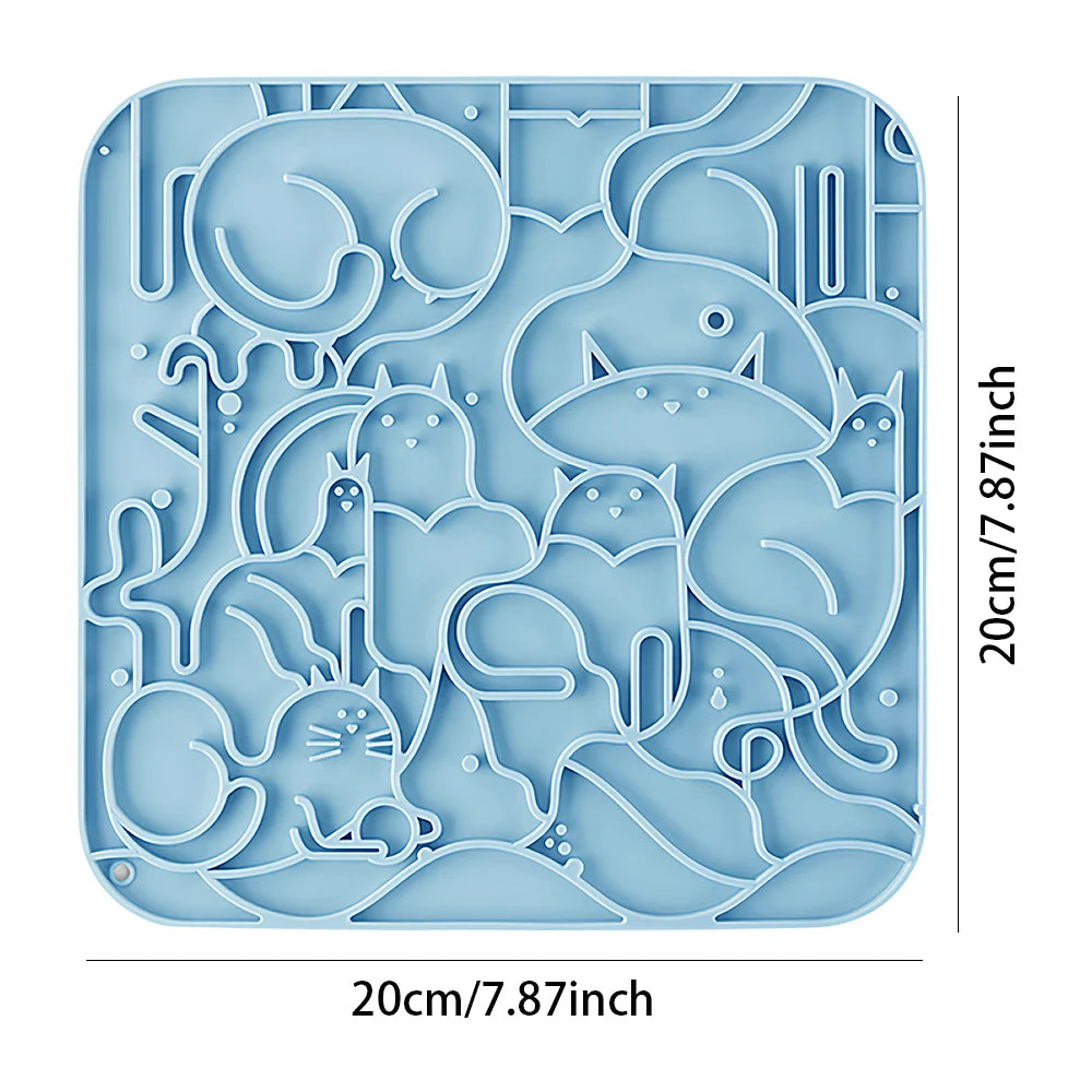 Slow Feeder Suction Lick Mat – 3D Maze Silicone Pad for Dogs & Cats