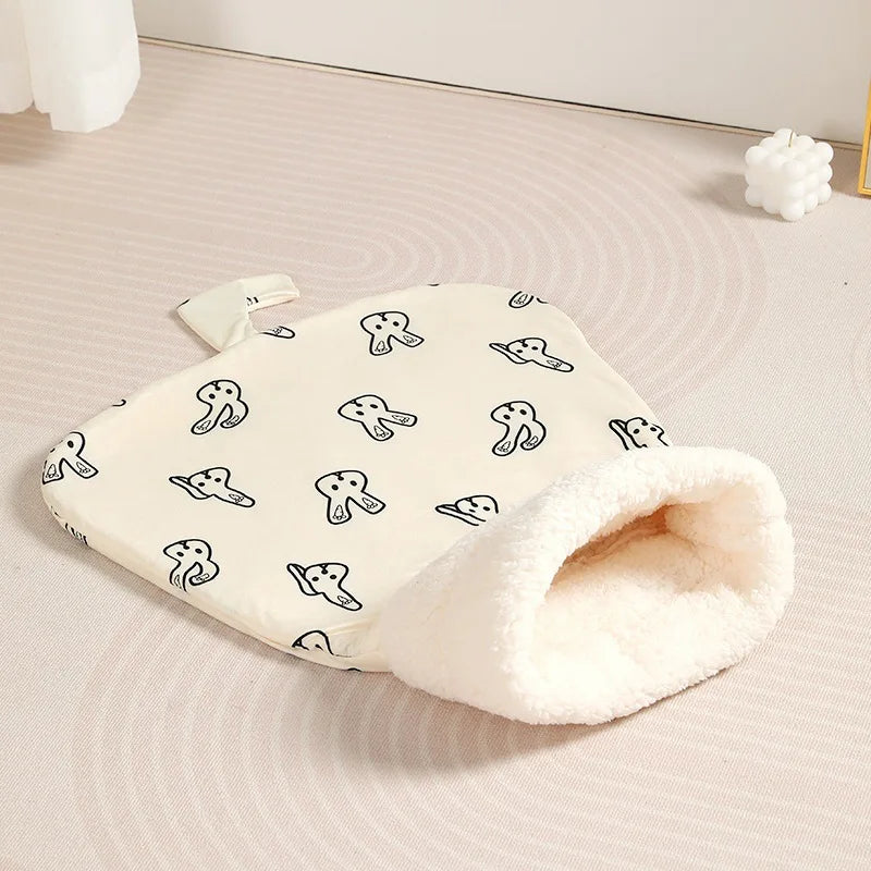 Cozy Plush Cat Sleeping Bag, Warm Pocket Quilt Bed for Kittens