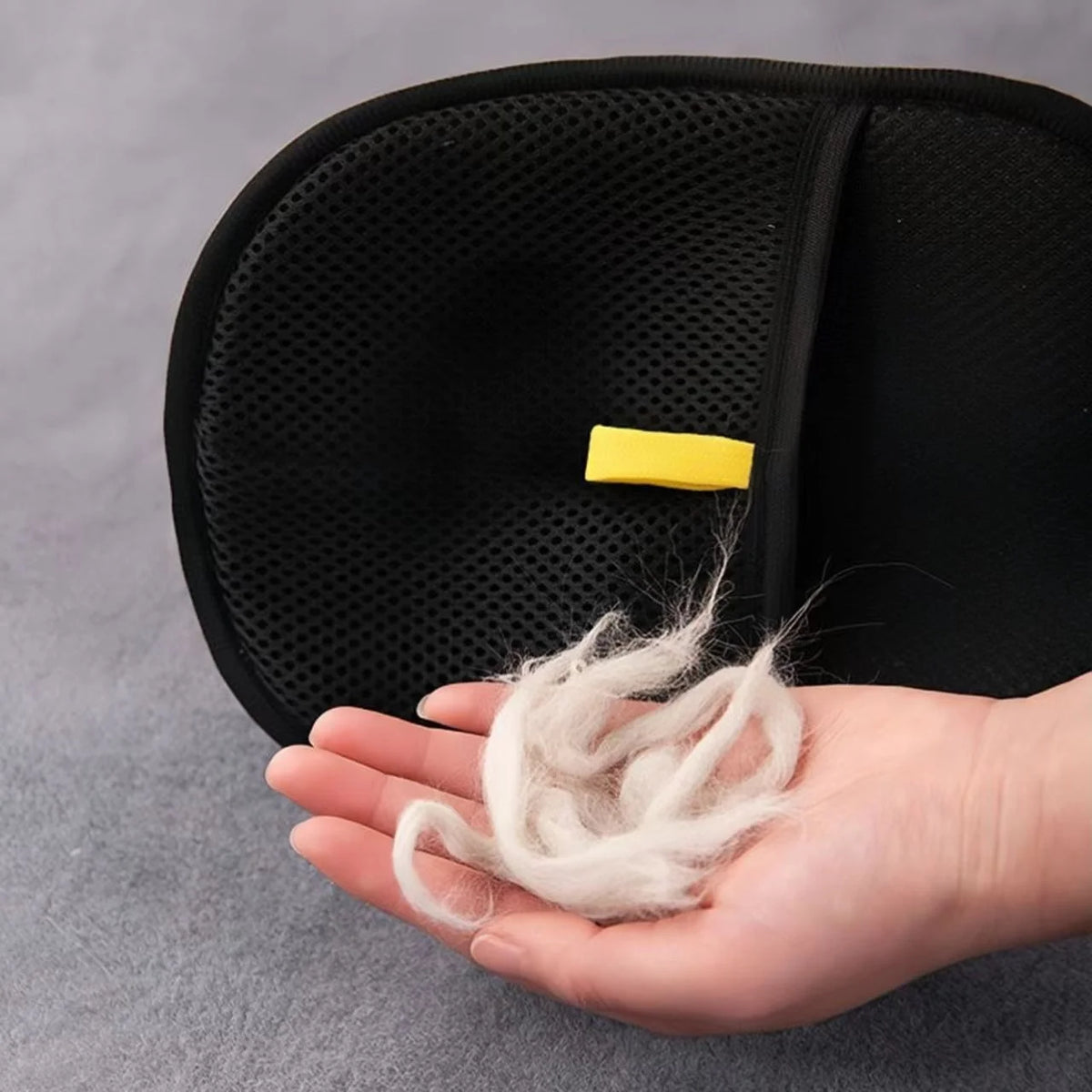 Reusable Pet Hair Remover Brush Glove, Lint Cleaner for Sofa & Clothes