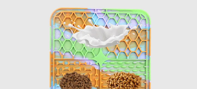 Suction Cup Dog Lick Mat for Bath Time Distraction and Grooming