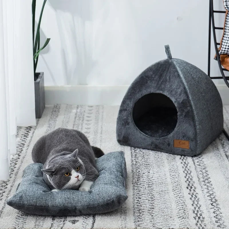 Warm Triangle Cat Tent Bed, Enclosed Cozy Cave for Cats & Small Dogs
