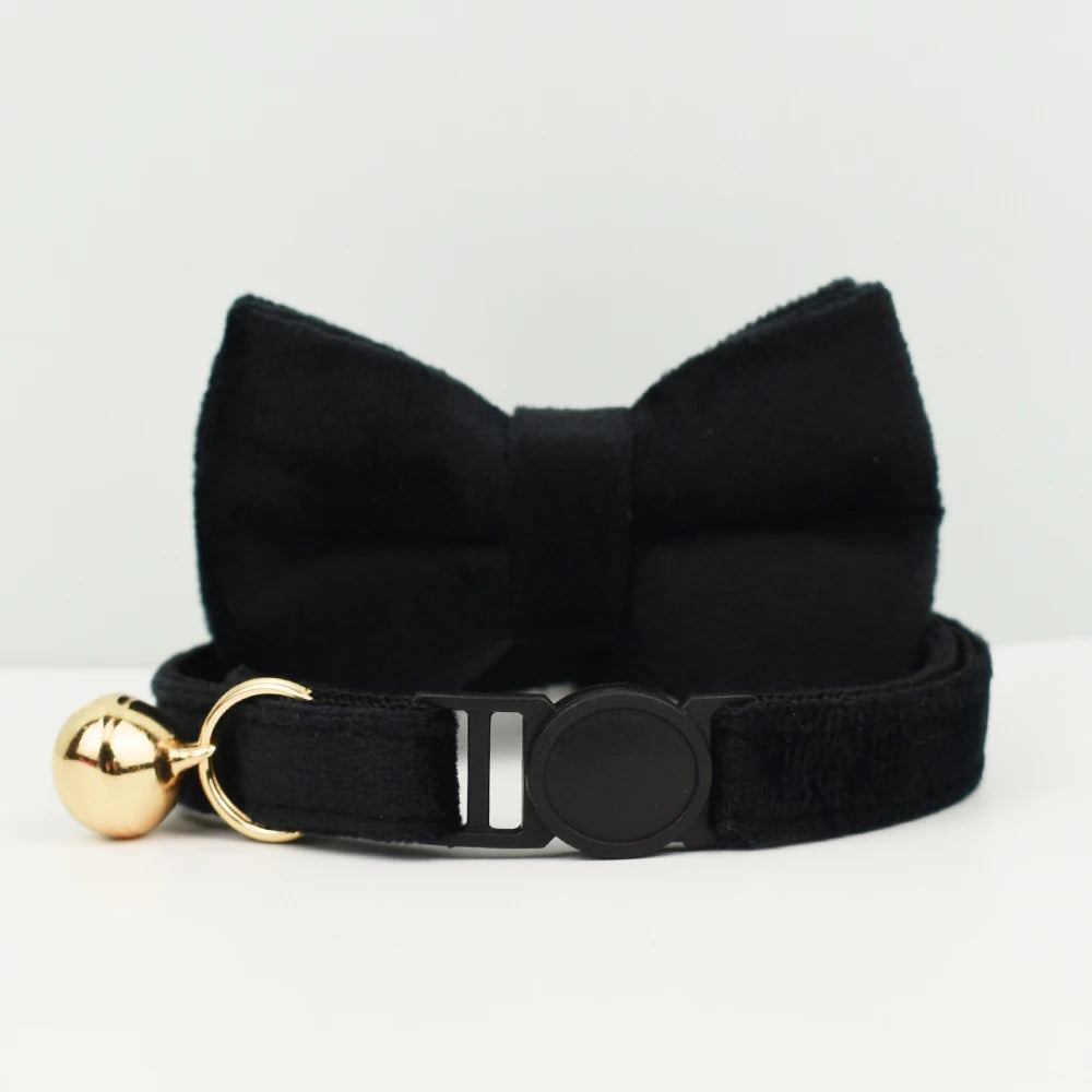 Adjustable Velvet Cat Collar with Bowknot, Safe Breakaway Style