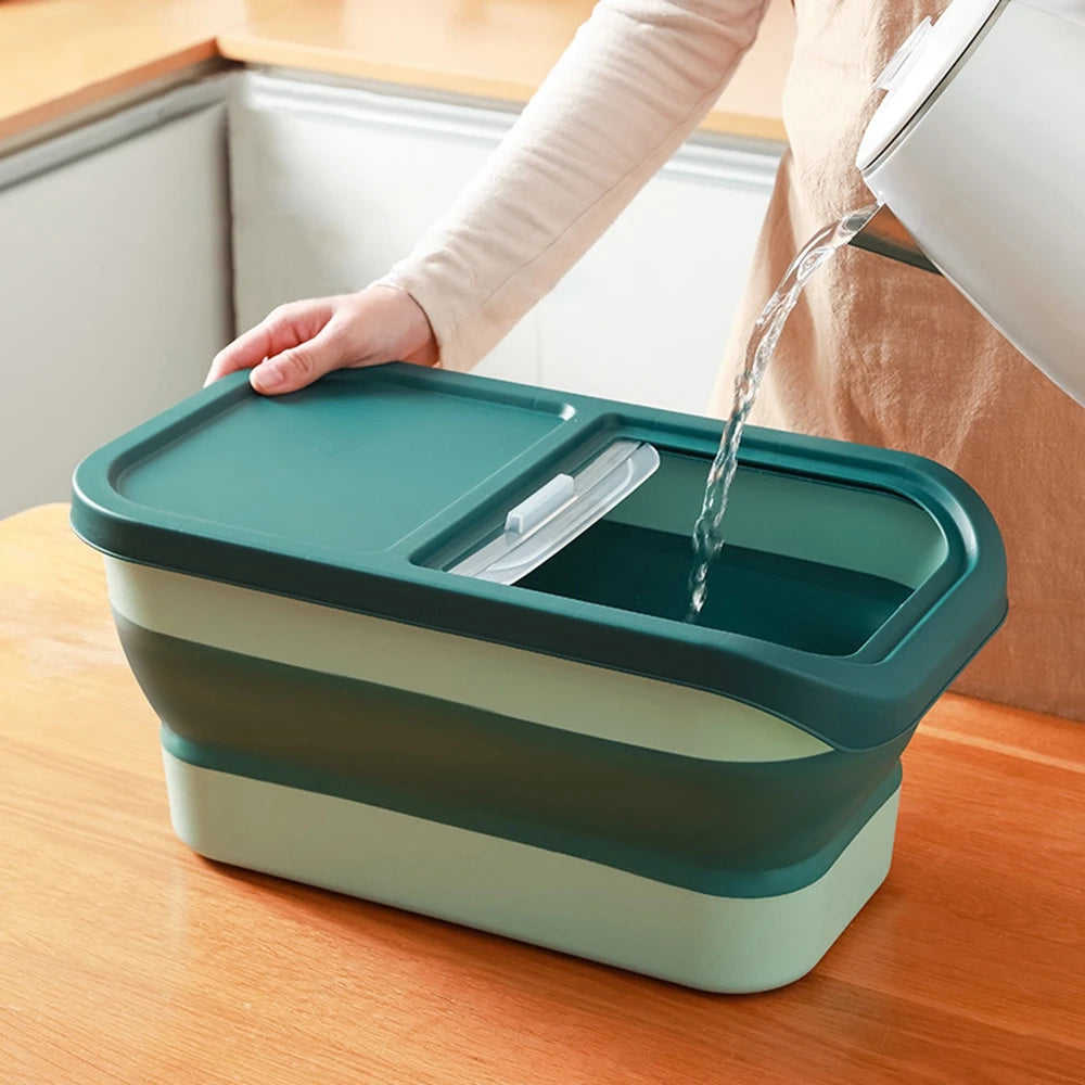 Collapsible Airtight Pet Food Storage Container with Lid, 13-33 lb