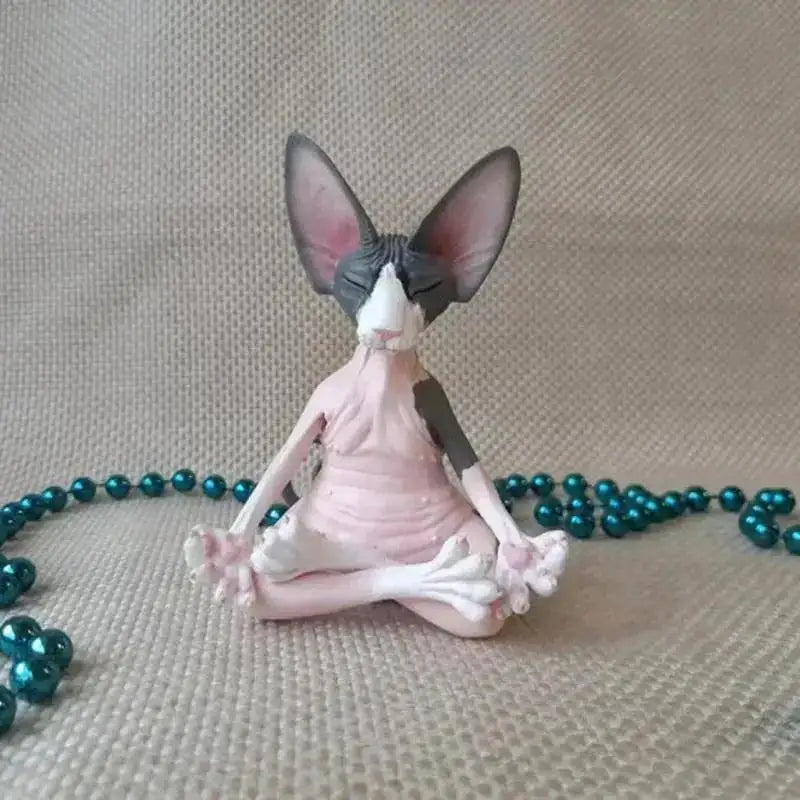 Meditating Yoga Cat Figurine, Whimsical Garden Statue for Cat Lovers