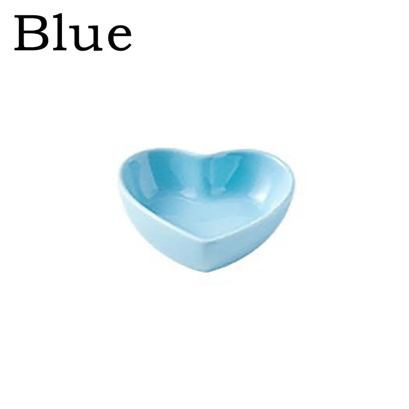 Heart-Shaped Ceramic Food Bowl for Hamsters and Small Animals