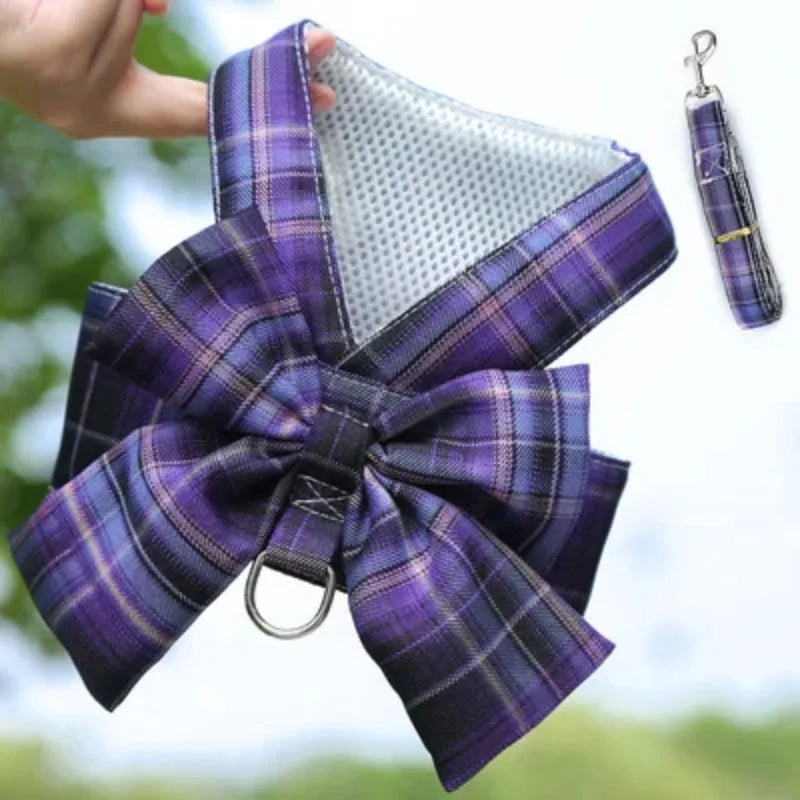 Christmas No-Pull Dog Harness & Leash Set with Bowtie