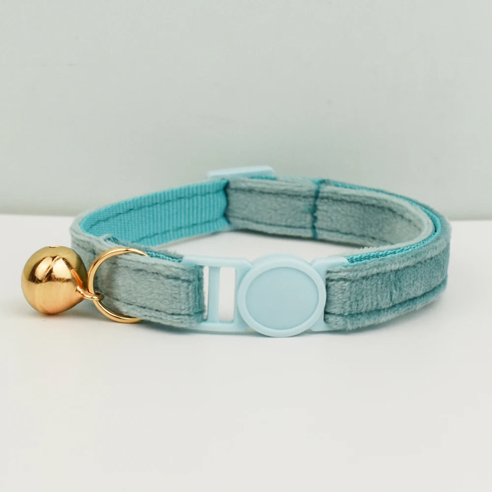 Adjustable Velvet Cat Collar with Bowknot, Safe Breakaway Style