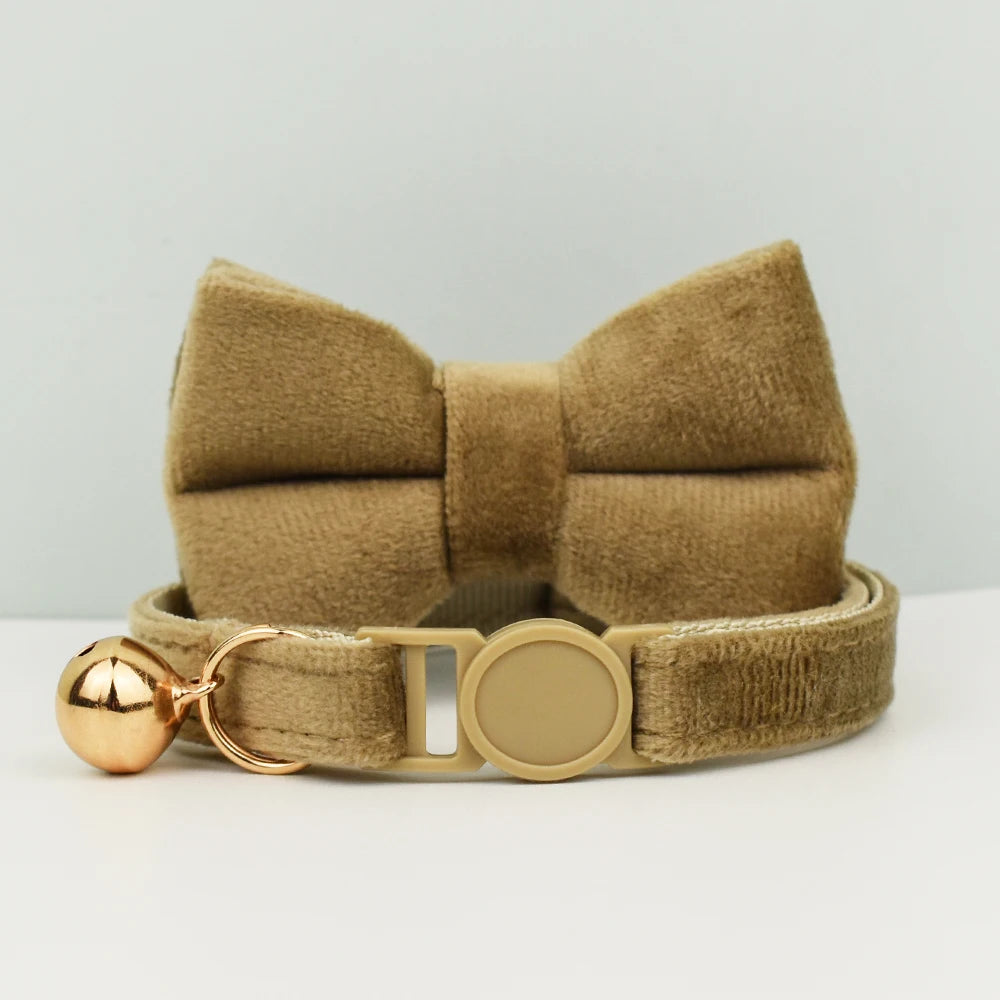Adjustable Velvet Cat Collar with Bowknot, Safe Breakaway Style