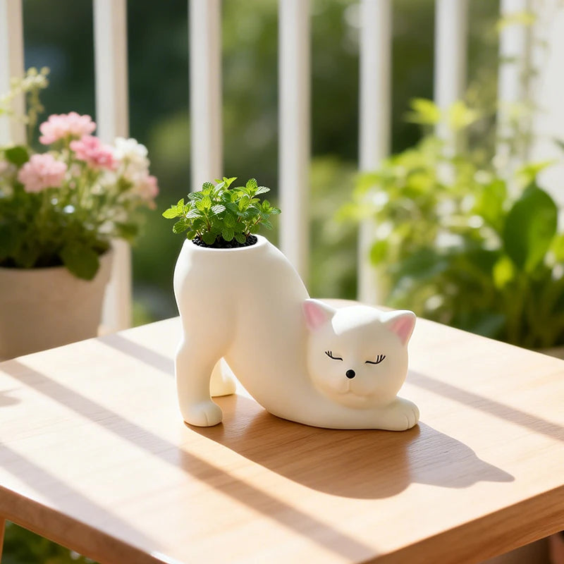 Curly Cat Resin Planter, Whimsical Kitty Pot for Succulents