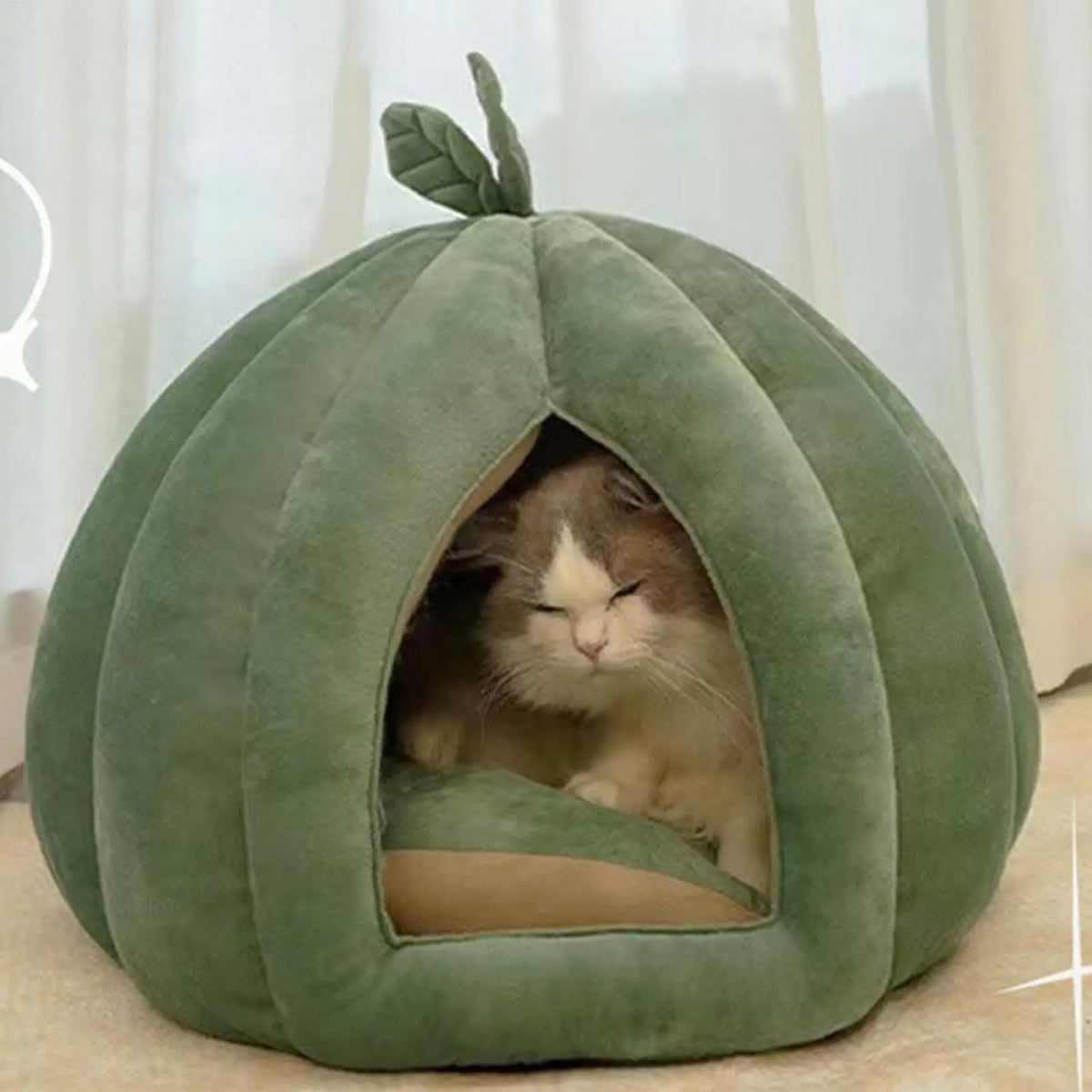 Halloween Pumpkin Cat Bed, Cozy Enclosed Cave Hideaway for Kittens
