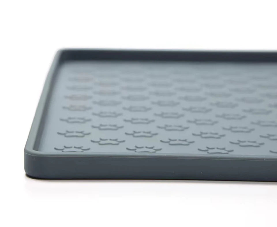 Waterproof Silicone Pet Food Mat, Non-Slip Bowl Placemat for Dogs