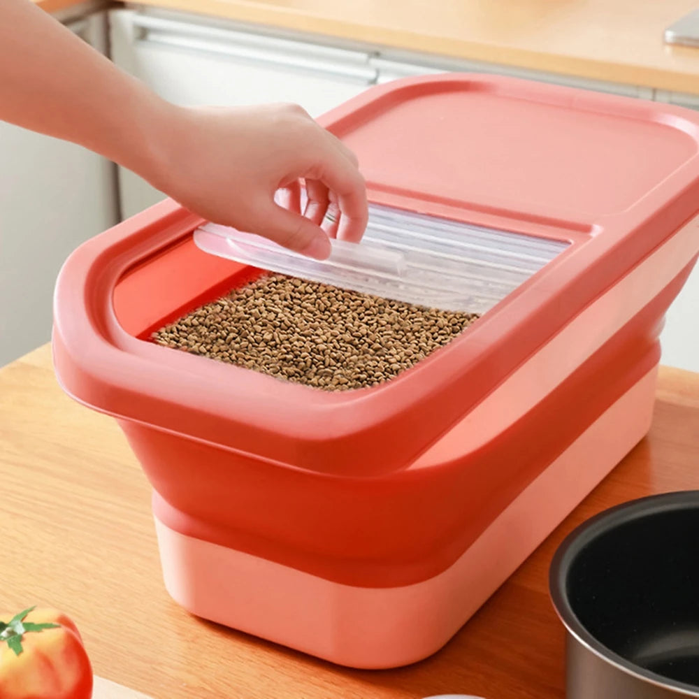 Collapsible Airtight Pet Food Storage Container with Lid, 13-33 lb